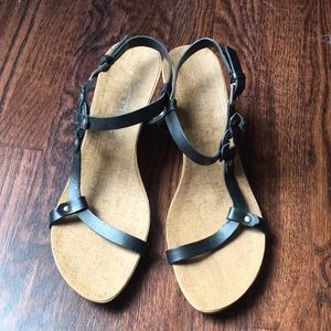 Black wedge Kenneth Cole sandal